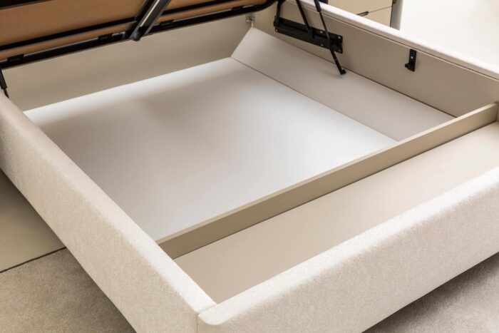 OCTO BED 36 | Merlo Point | Furniture Store